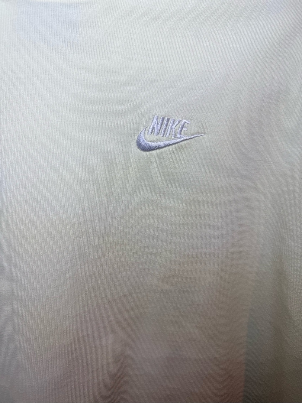 Nike Essential Cropped Tee Light Yellow Embroidered Logo Medium - Picture 9 of 9